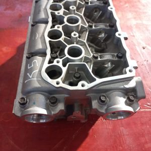 kia carnival 2.5 v6 cylinder head (k5)