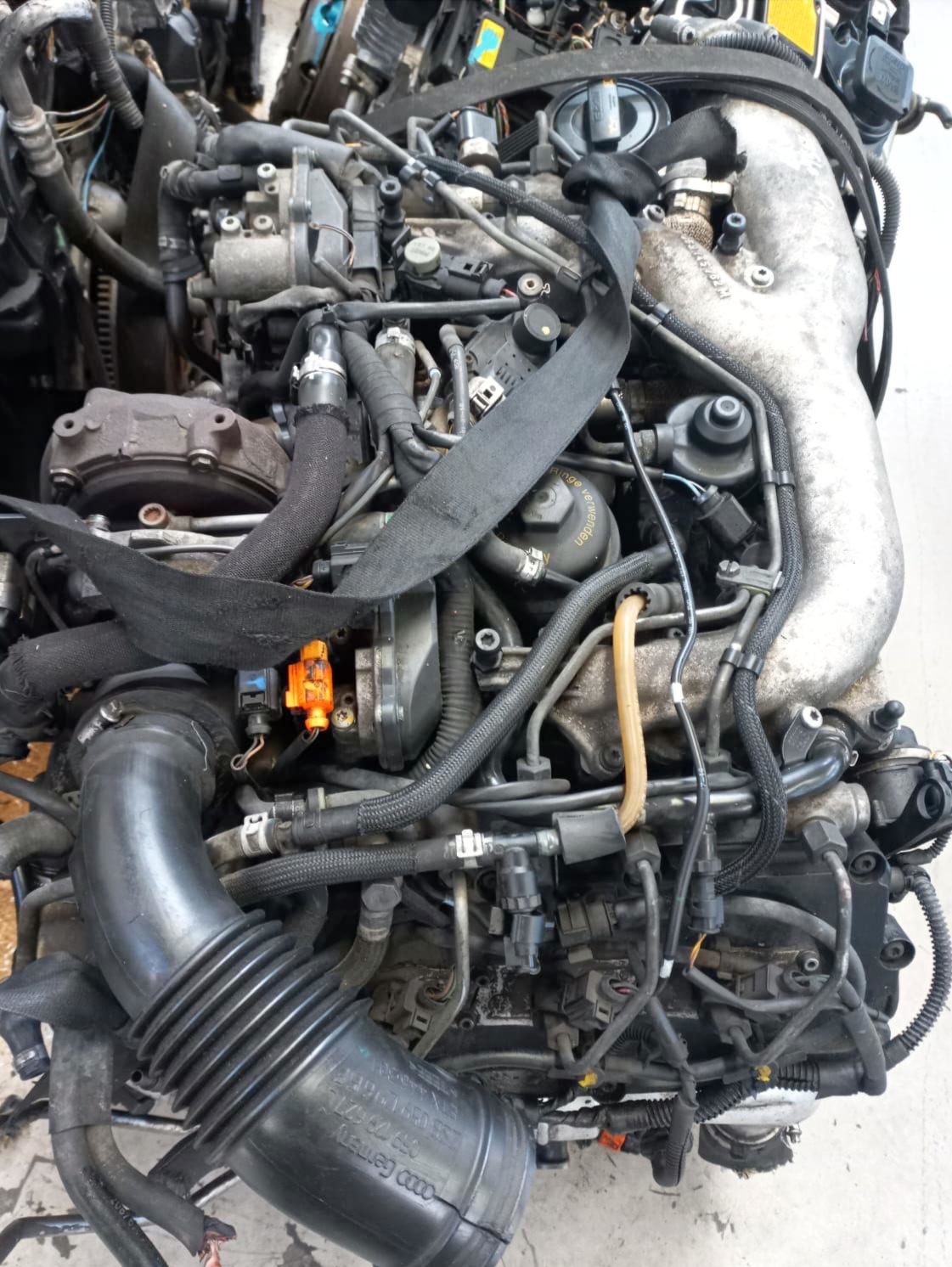 audi a4 a5 q5 3.0 tdi diesel engine (ccw)