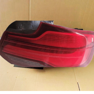 bmw 2 series f22 right side taillight