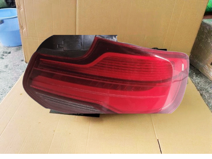 bmw 2 series f22 right side taillight